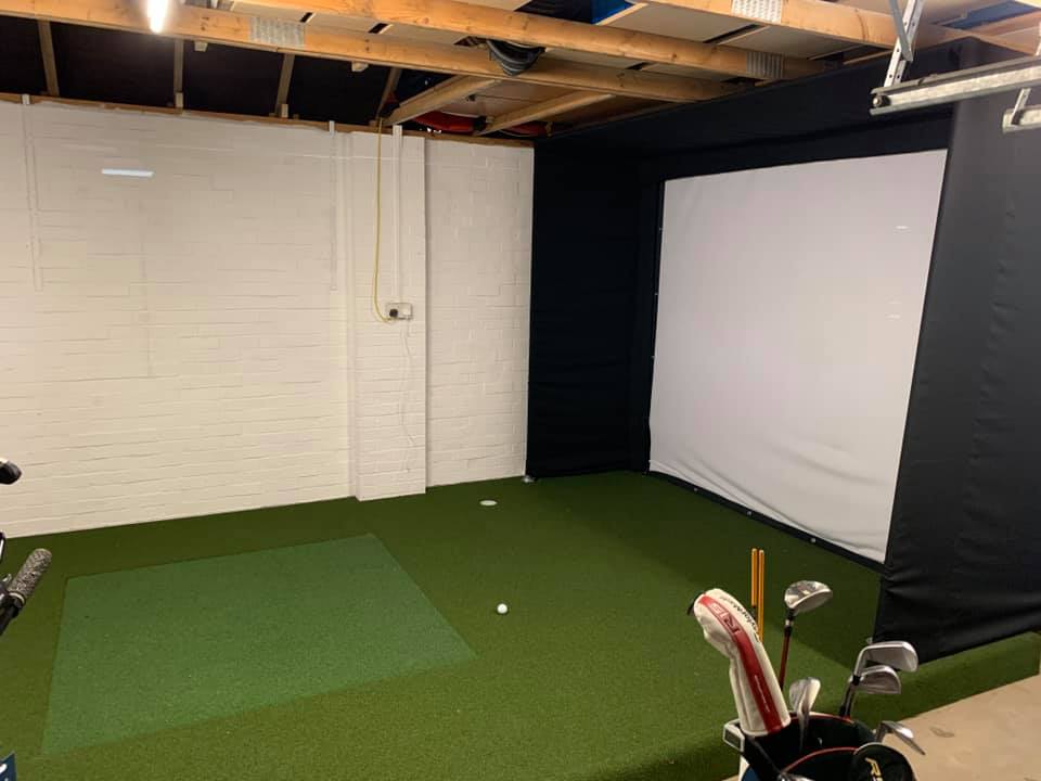 Golf Hitting Mat 1.5m x 1.5m - 24/7 Golf Sim Master Premium - Real Feel Golf Experience