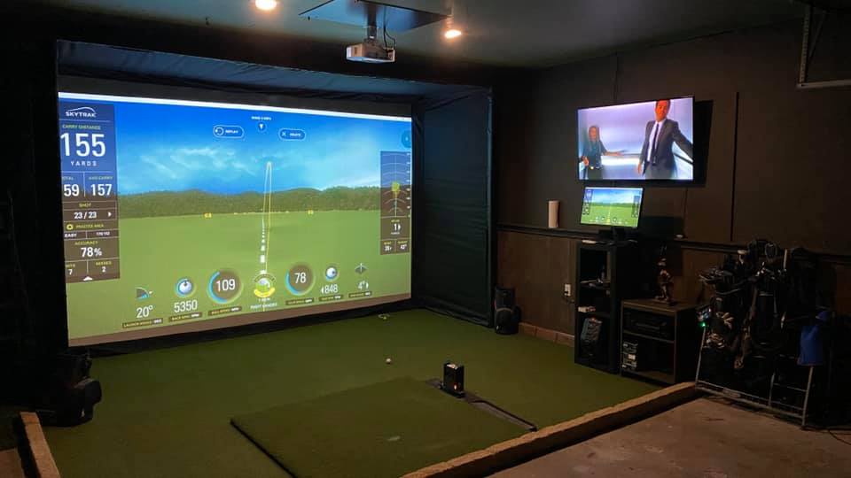SkyTrak+ Ultimate Golf Simulator Play Package with 4K Projector & SkyTrak Course Play Software