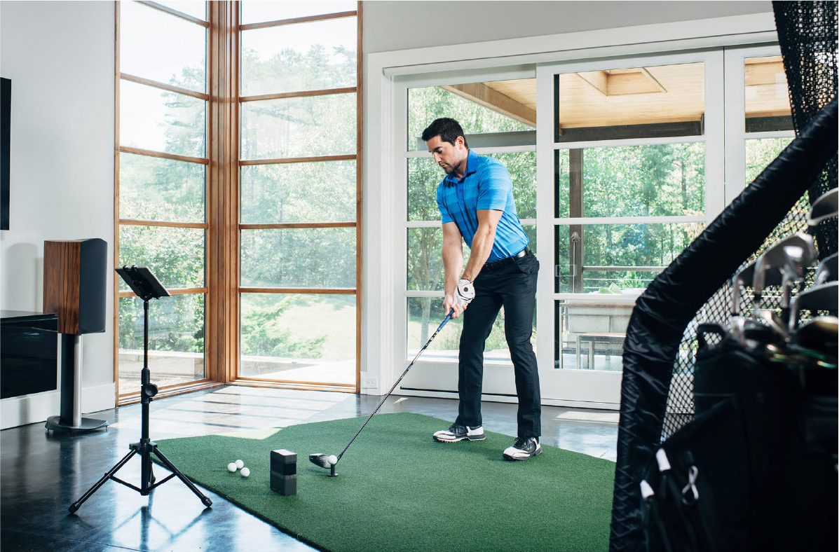 SkyTrak Golf Simulator Launch Monitor – Professional Accuracy at Home